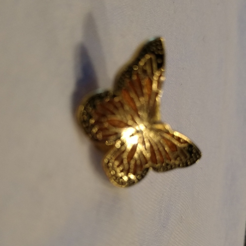 Butterfly pin - Picture 2 of 3